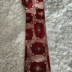 Boss Red and Green Patterned Tie